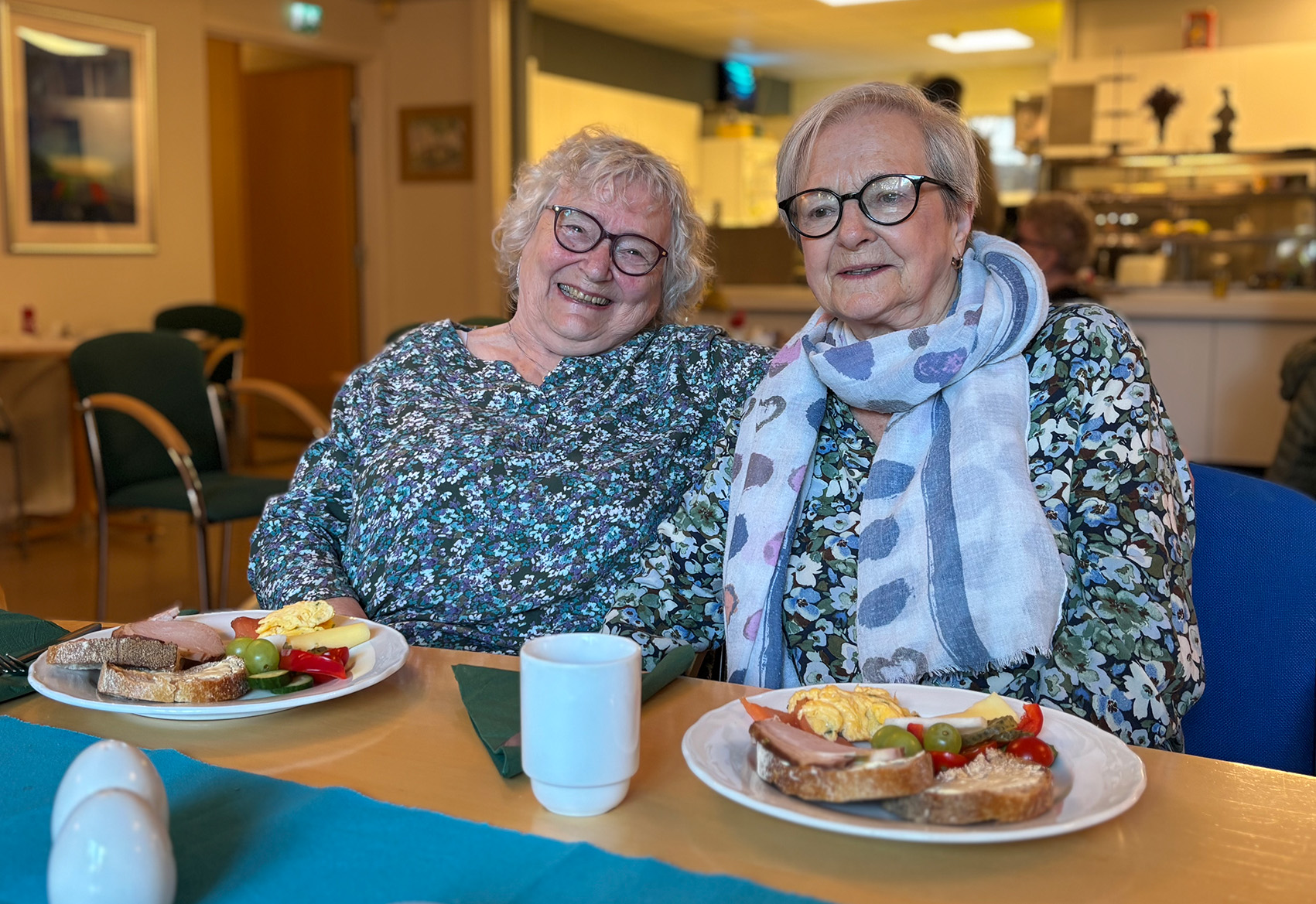 Berit Jørgensen og Randi Eriksen, frivillige St. Hanshaugen seniorsenter.
