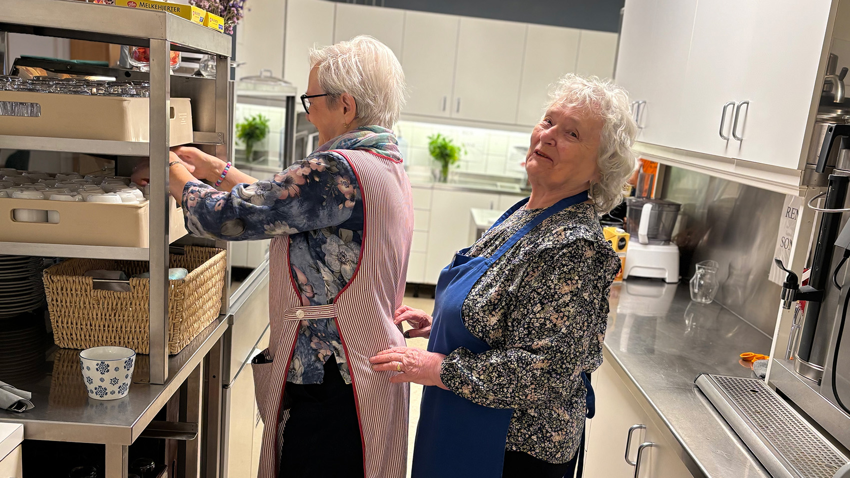 Berit Jørgensen og Randi Eriksen, frivillige St. Hanshaugen seniorsenter.