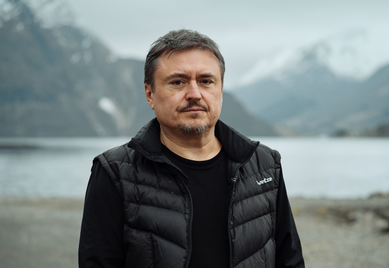 Filmskaper Cristian Mungiu. Filmen Fjord. Foto: Another World Entertainment.