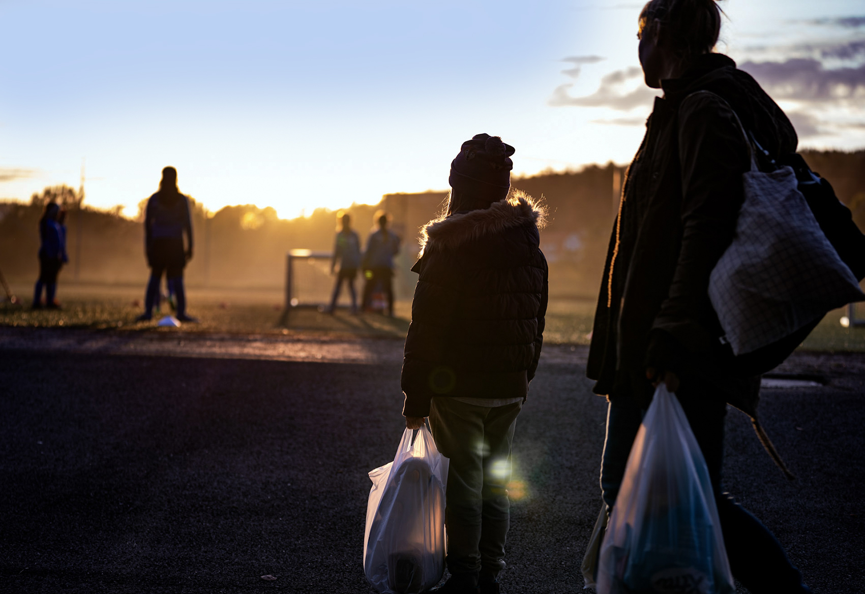 Illustrasjonsbilder av barn og unge. Fritidsaktiviteter. Foto: Kirkens Bymisjon