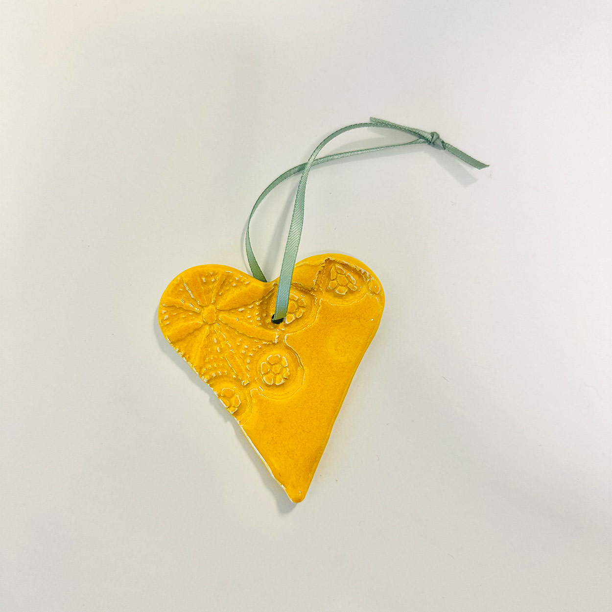 Påskepynt i keramikk - hjerte